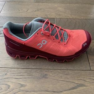 On Cloud waterproof sneakers